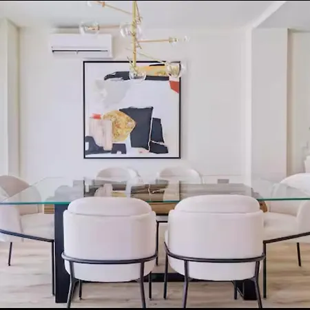 Elegante Completamente Nuevo Apartament