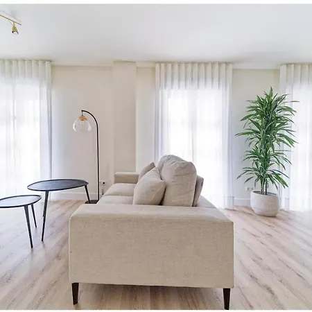 Elegante Completamente Nuevo Fuengirola