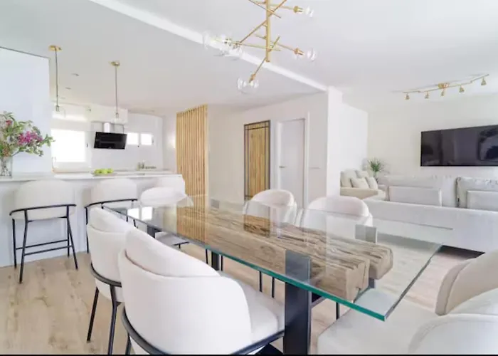 Elegante Completamente Nuevo * Fuengirola