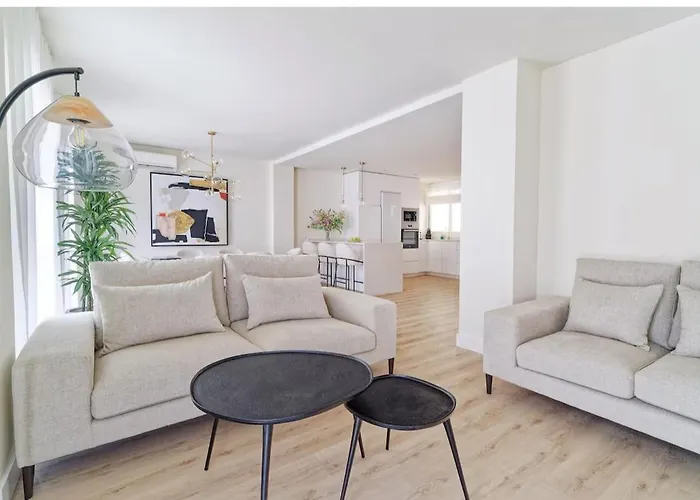 Daire Elegante Completamente Nuevo Fuengirola